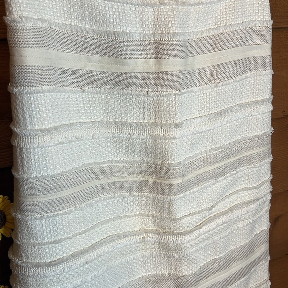Talbots Midi Textured Cotton Linen Fringe Cream White Pencil Skirt Zip Lagenlook - Picture 2 of 7